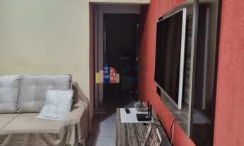 Imagem 4: Sobrado Residencial com 4 dormitórios sendo uma suíte com 2 vagas, 220m², À Venda por R$ 7