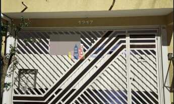 Imagem 1: Sobrado Residencial com 4 dormitórios sendo uma suíte com 2 vagas, 220m², À Venda por R$ 7