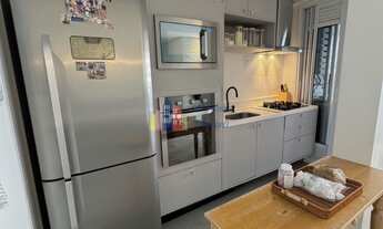 Imagem 3: Apartamento com 2 dormitórios c/ uma Suíte, compr70m² - À Venda por R$ 1.060.000,00 - Cond