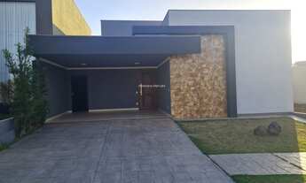 Imagem: Casa de 3 dormitórios no Cond. Figueira