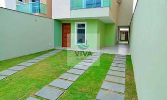 Imagem: Casa Duplex composto por 3 quartos com Área