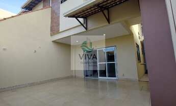 Imagem 2: Casa Duplex composto por 3 quartos com Àrea Gourmet á venda na Praia do Morro, Guarapari-E