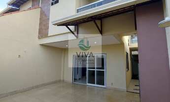 Imagem: Casa Duplex composto por 3 quartos com Àrea