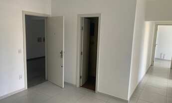 Imagem: Sala conjugada em edifício comercial no