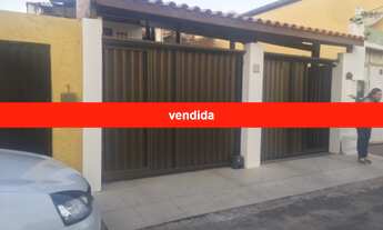 Imagem: CASA RESIDENCIAL em LAURO DE FREITAS - BA