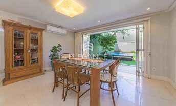 Imagem 4: Elegance Imóveis vende casa desocupada 4 dormitórios suíte lareira quintal piscina. 3 vaga