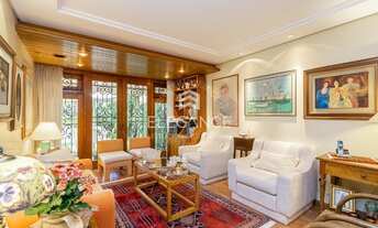 Imagem 2: Elegance imóveis vende casa, 400m, 3 dormitórios, 1 suíte, living de 3 ambientes, pátio co