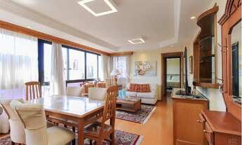 Imagem 7: Elegance Imóveis vende apartamento mobiliado com 2 dormitórios, suíte, closet, sacada, chu