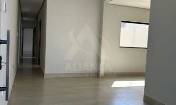 Imagem: CASA RESIDENCIAL em MONTES CLAROS - MG