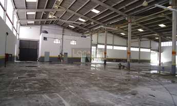 Imagem: Galpão industrial em condomínio com bons