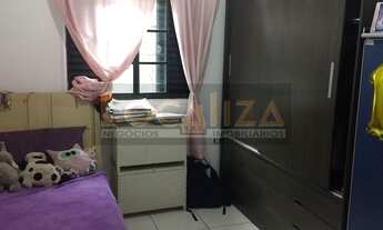 Imagem 6: Casa em avenida próximo a escola, supermercados e bancos