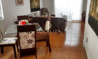 Imagem 2: Excelente casa com piscina / Jardim das Industrias / 04 dormitórios sendo 1 suíte / 96 m²