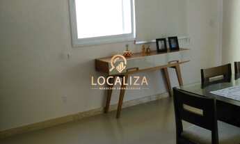 Imagem 7: Sobrado no Residencial Mantiqueira / 3 dormitórios sendo 1 suíte com closet / 252m² de ter