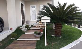 Imagem 5: Excelente no Residencial Mantiqueira / 3 quartos sendo 1 suíte com closet / Piscina / 254m