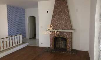 Imagem: Casa / Esplanada / 5 Dormitórios / 3 suíte