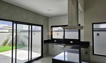 Imagem 3: Casa à venda em Caçapava-SP: 3 quartos, 1 suíte, 2 salas e 3 vagas no Condomínio Terras do