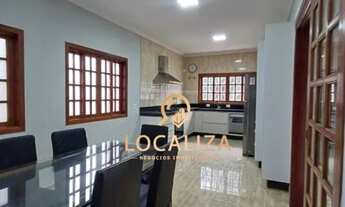 Imagem 2: Imperdível oportunidade de adquirir uma casa de alto padrão no bairro Altos da Serra II em