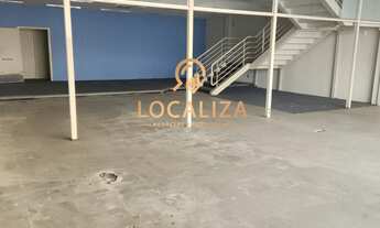 Imagem 2: Salão Comercial de Alto Padrão no Jardim Independência, Taubaté-SP: 2 Salas, 3 Banheiros