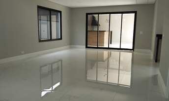 Imagem 2: Imperdível! Casa em condomínio à venda em São José dos Campos-SP, no Loteamento Floresta