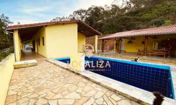 Imagem 2: Sítio à Venda com Casa Reformada e Estrutura Completa em Monteiro Lobato/SP: 3 Quartos, 1