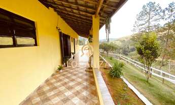 Imagem 6: Sítio à Venda com Casa Reformada e Estrutura Completa em Monteiro Lobato/SP: 3 Quartos, 1