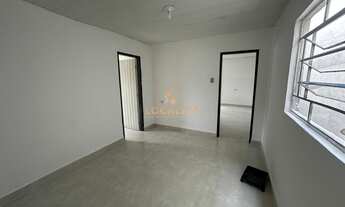 Imagem 7: Casa, 4 dormitórios, 2 banheiro, 1 vaga na garagem, 88M² de Área Construída, 250M² de Área