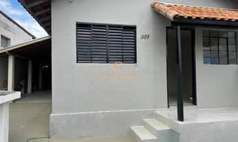 Imagem: Casa, 4 dormitórios, 2 banheiro, 1 vaga