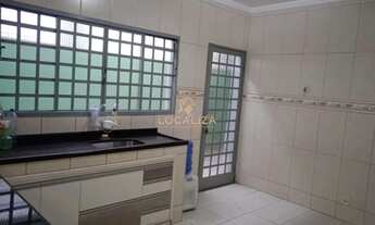 Imagem 3: Casa sobrado á Venda - 3 Dorms com Suite - Jd Colonial com Área de Lazer - Churrasqueira e