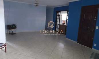 Imagem 2: Casa Sobrado / Jardim Satélite / 03 dormitórios com 1 suíte / 300 m² / São José dos Campo