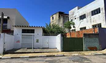 Imagem: PRÉDIO COM ESTRUTURA REFORÇADA P CONSTRUÇÃO