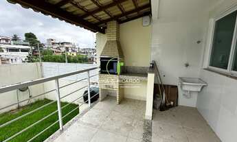 Imagem 3: Casa duplex com 03 quartos e área externa com espaço gourmet