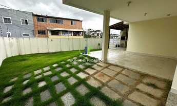 Imagem 2: Casa duplex com 03 quartos e área externa com espaço gourmet