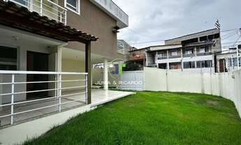 Imagem 4: Casa duplex com 03 quartos e área externa com espaço gourmet