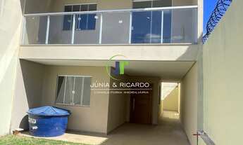 Imagem 2: Casa duplex 3 quartos sendo 1 suíte, espaço gourmet com piscina e churrasqueira. Bairro It