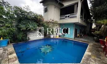 Imagem: Casa sobrado com piscina