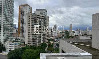 Imagem 6: Cobertura duplex com piscina e vista mar na ponta da praia