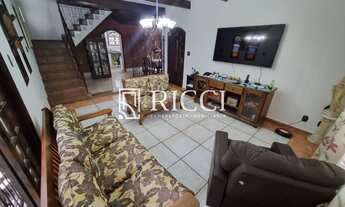 Imagem 4: Sobrado totalmente isolado em Santos, 4 dormitórios sendo 1 suíte