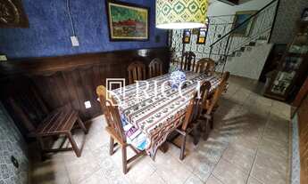 Imagem 7: Sobrado totalmente isolado em Santos, 4 dormitórios sendo 1 suíte