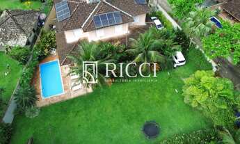 Imagem 4: Casa Isolada na Barra do Sahy - 5 Dormitórios e com Lazer