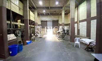 Imagem 3: Galpão à Venda no Centro de Santos ? 10 salas, R$6 mi