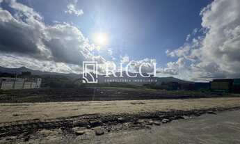 Imagem 2: Terreno Comercial de 27.000m² Oportunidade Única de Investimento!