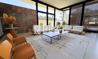 Imagem 6: Casa Térrea de Luxo no Jardim Acapulco ? 6 Suítes, Piscina, Spa e Automação