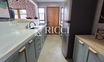 Imagem 6: Casa Retrofitada à Venda em Condomínio de Luxo no Guarujá