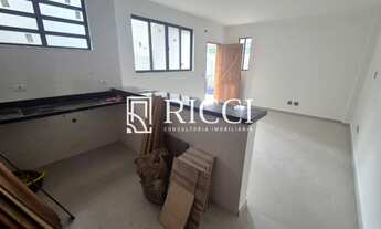 Imagem 2: Casa com 2 quartos espaçosos, sendo 1 suíte, no Marapé em Santos