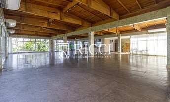 Imagem: Casa de Alto Padrão para Eventos à Venda