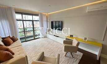 Imagem: Apto reformado com 3 suítes, sacada mobiliável