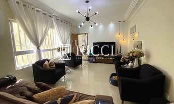 Imagem 2: Casa sobreposta baixa com edicula