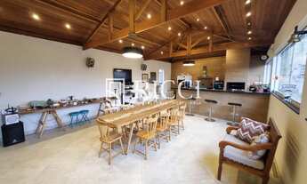 Imagem: LINDA CASA SOBREPOSTA TRIPLEX NO BAIRRO