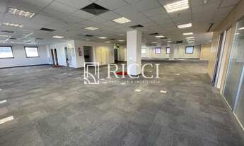 Imagem 3: Prédio Comercial e Casarão Histórico