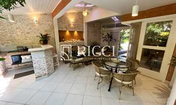 Imagem: 4 suítes, 3 vagas, deck privativo pé na